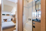 Prestige 460 Fly - Guest Bathroom
